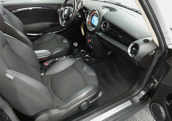 MINI Cooper cena 39900 przebieg: 114000, rok produkcji 2014 z Błażowa małe 781